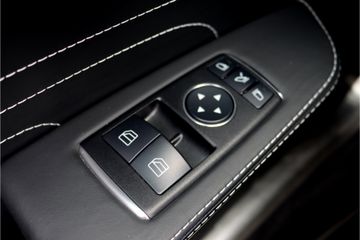 Voertuigafbeelding 37