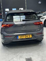 Voertuigafbeelding 3