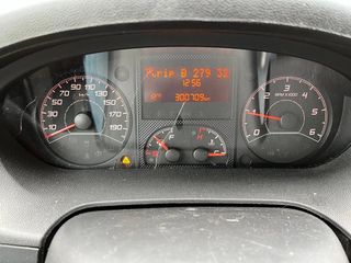 Voertuigafbeelding 11