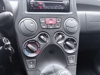 Voertuigafbeelding 9