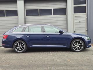 Voertuigafbeelding 6