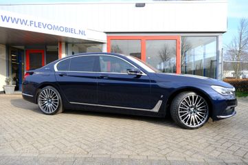 Voertuigafbeelding 3