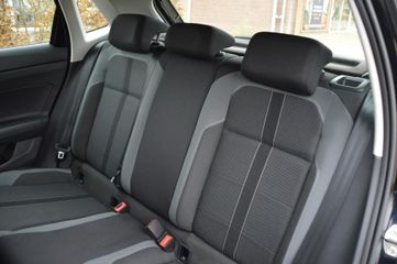 Voertuigafbeelding 68