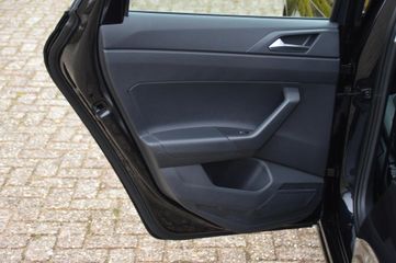 Voertuigafbeelding 70