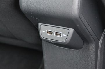 Voertuigafbeelding 74