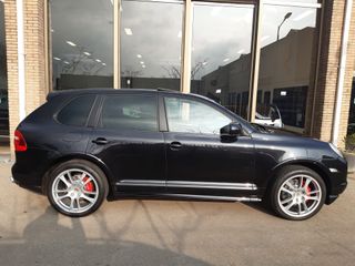 Voertuigafbeelding 6