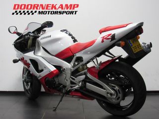 Voertuigafbeelding 4