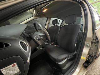 Voertuigafbeelding 11