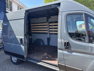 Voertuigafbeelding 9