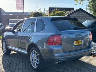 Voertuigafbeelding 8