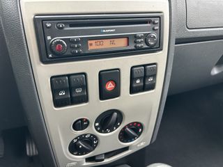 Voertuigafbeelding 16