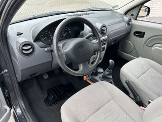 Voertuigafbeelding 9