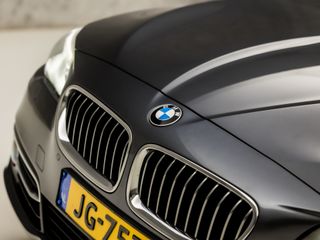 Voertuigafbeelding 38