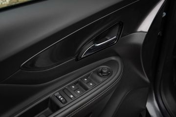 Voertuigafbeelding 19