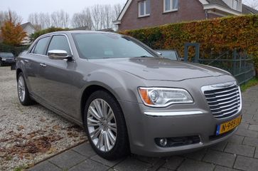 Chrysler 300C - N-995-JL - Polisa Lease