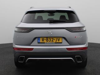 Voertuigafbeelding 5