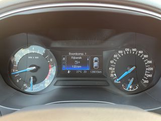 Voertuigafbeelding 10