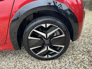 Voertuigafbeelding 24