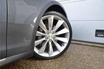 Voertuigafbeelding 4