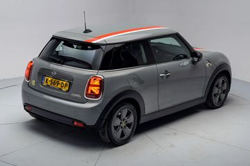 Voertuigafbeelding 10