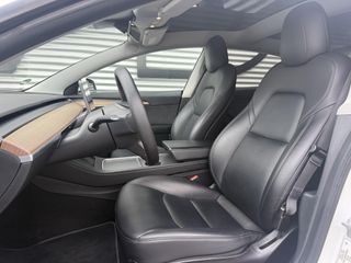 Voertuigafbeelding 7