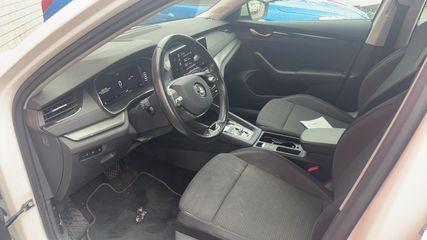 Voertuigafbeelding 3