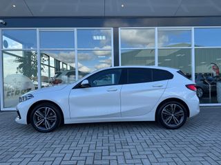 Voertuigafbeelding 3