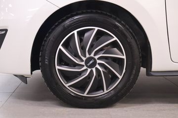 Voertuigafbeelding 4