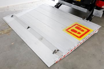 Voertuigafbeelding 6