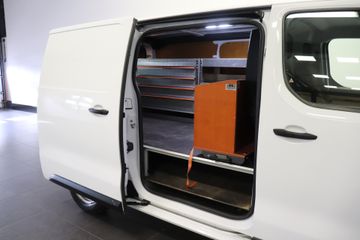 Voertuigafbeelding 8