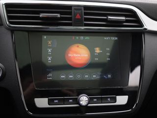 Voertuigafbeelding 21