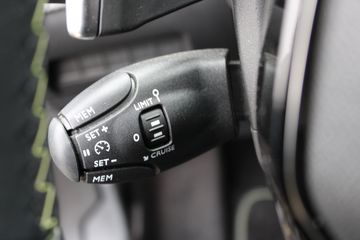 Voertuigafbeelding 18