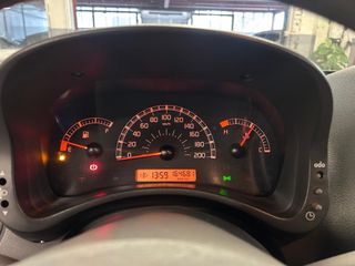 Voertuigafbeelding 12