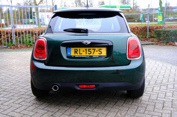 Voertuigafbeelding 7