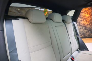 Voertuigafbeelding 37