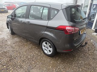 Voertuigafbeelding 3