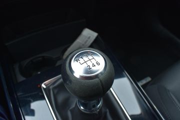 Voertuigafbeelding 16