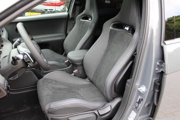 Voertuigafbeelding 8