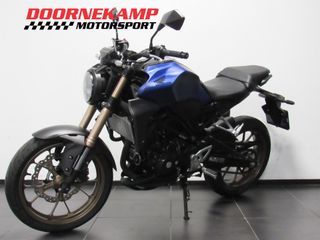 Voertuigafbeelding 2