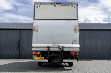 Voertuigafbeelding 6