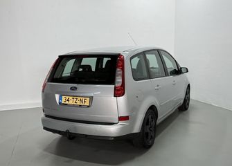 Voertuigafbeelding 6