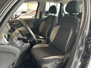 Voertuigafbeelding 10