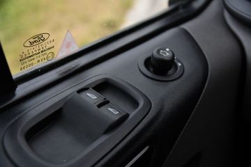 Voertuigafbeelding 24