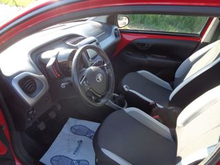 Voertuigafbeelding 12