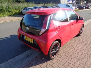 Voertuigafbeelding 3