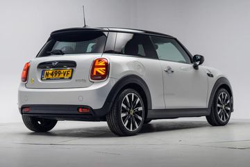 Voertuigafbeelding 36