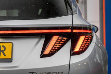 Voertuigafbeelding 8