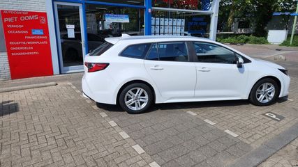 Voertuigafbeelding 4