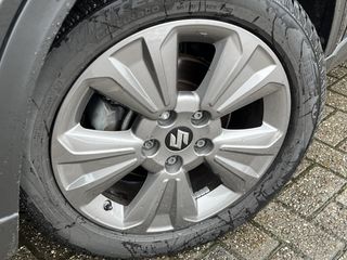 Voertuigafbeelding 6