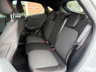 Voertuigafbeelding 4